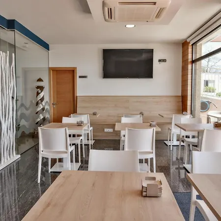 Mardevela Hotell 2*