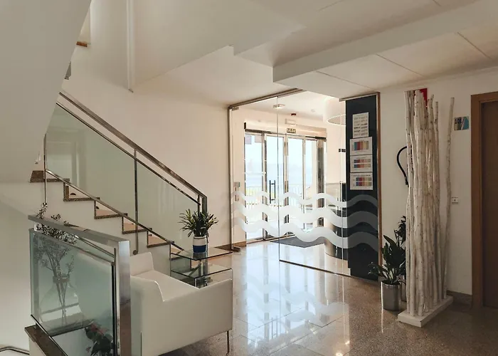 Ξενοδοχείο Mardevela 2*